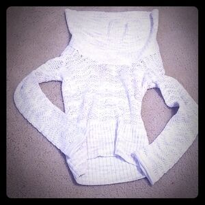 WHITE HOUSE/WHITE MARKET: SIZE S SWEATER CREAM